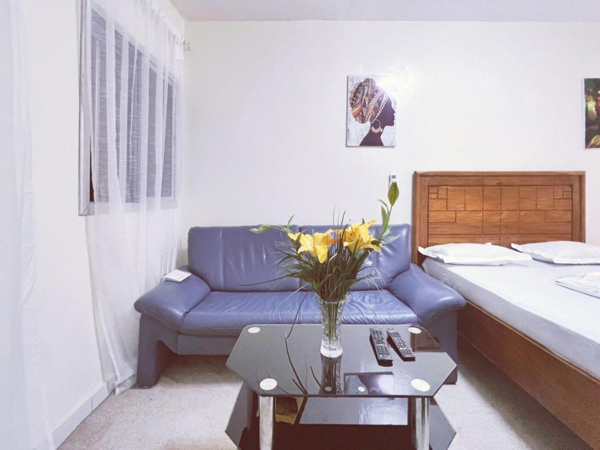 Residence Kane Diallo- Appartements Elegants Et Centraux A 다카르 외부 사진