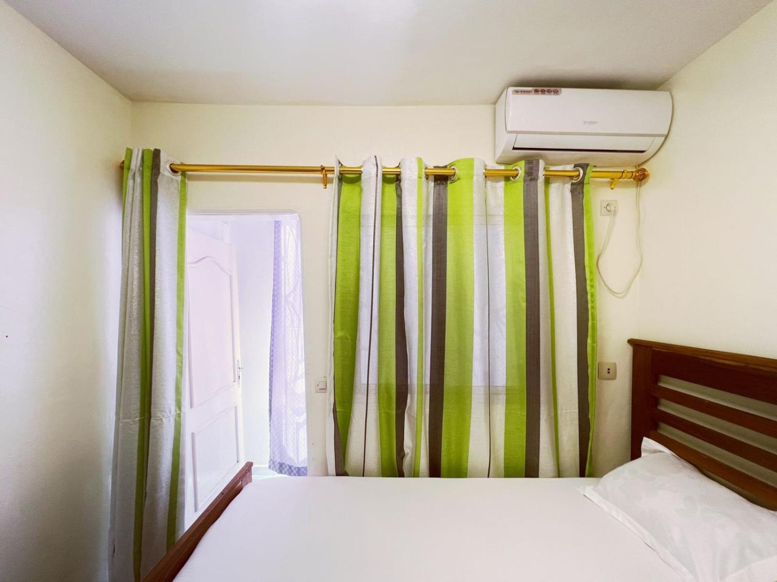 Residence Kane Diallo- Appartements Elegants Et Centraux A 다카르 외부 사진