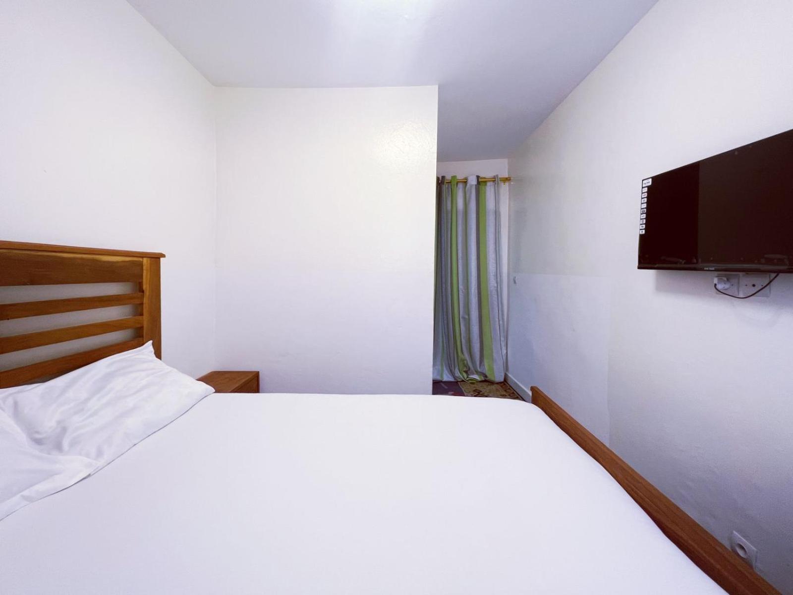 Residence Kane Diallo- Appartements Elegants Et Centraux A 다카르 외부 사진