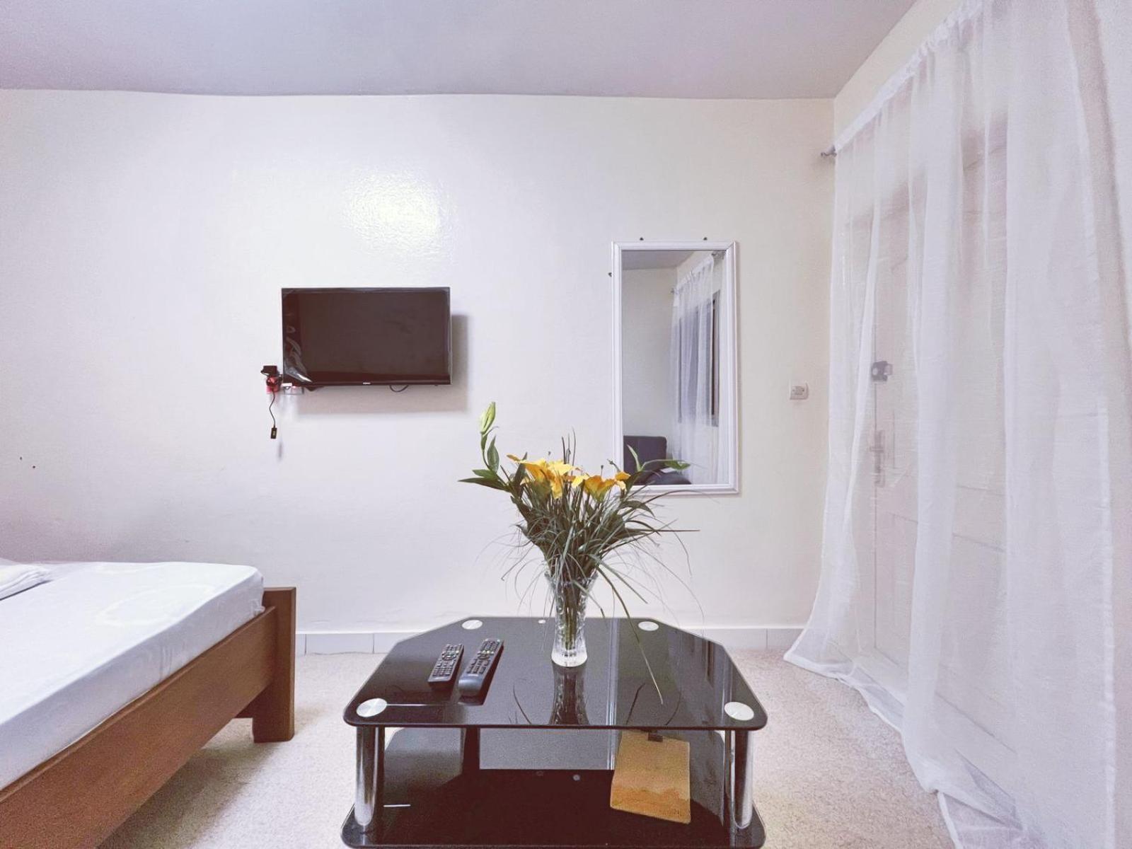 Residence Kane Diallo- Appartements Elegants Et Centraux A 다카르 외부 사진