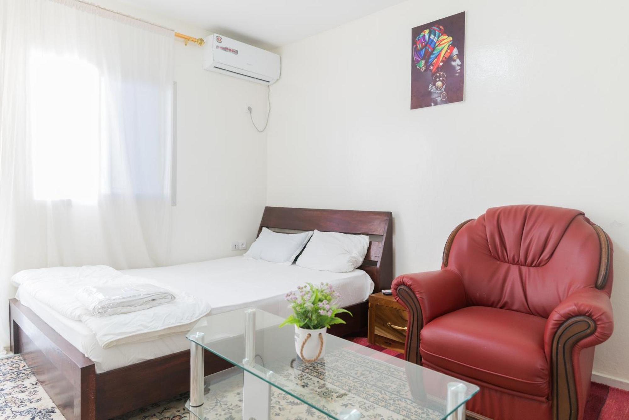 Residence Kane Diallo- Appartements Elegants Et Centraux A 다카르 외부 사진